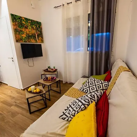 Lemon Garden Stylish Private