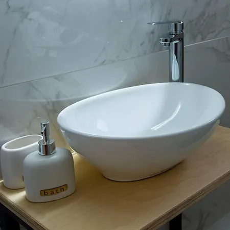 Apartment Lemon Garden Stylish Private *