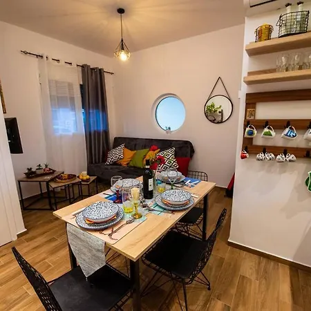 Lemon Garden Stylish Private Kalamata