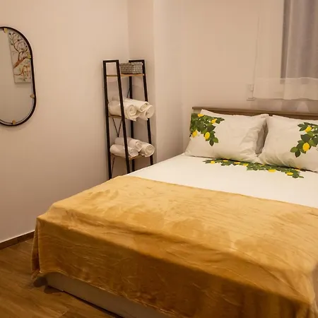 Apartment Lemon Garden Stylish Private