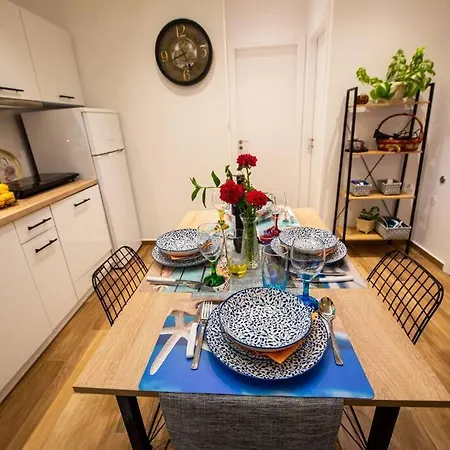 Lägenhet Lemon Garden Stylish Private Kalamata