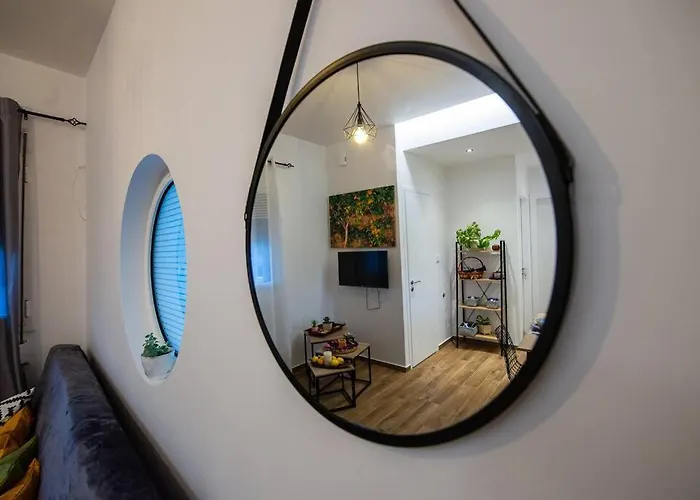 Διαμέρισμα Lemon Garden Stylish Private *